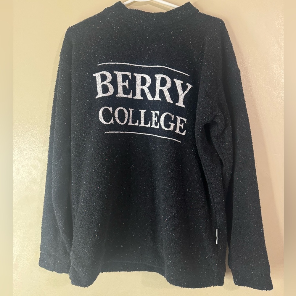 Woolly Threads Berry College Vintage Sweater size Large
